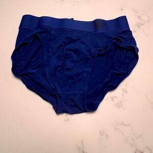Lululemon men’s blue always in motion brief
